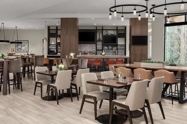 Hilton Garden Inn Minneapolis Downtown - Yerinde Yemek