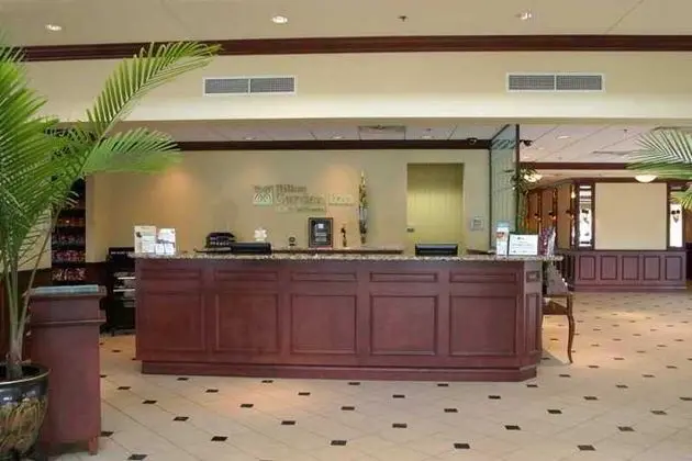 Hilton Garden Inn Montreal Airport