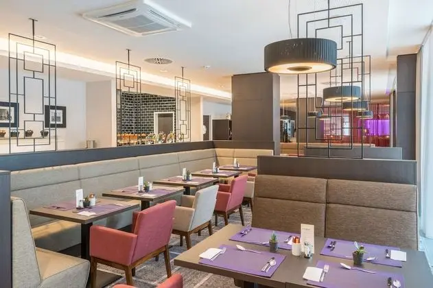 Hilton Garden Inn Munich City Centre West, Germany - Lobi