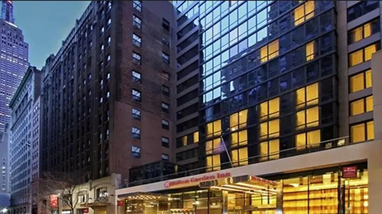 Hilton Garden Inn New York/Midtown Park Avenue - Dış Mekan