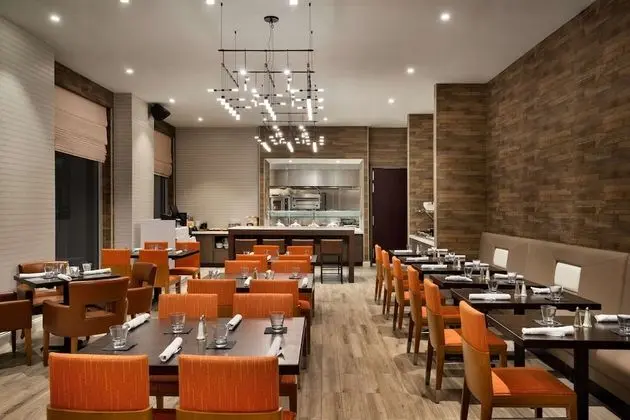 Hilton Garden Inn New York Times Square South - Yerinde Yemek