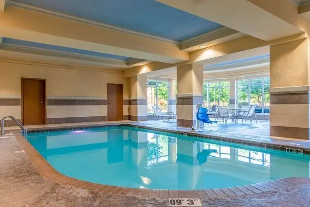 Hilton Garden Inn North Little Rock - Havuz