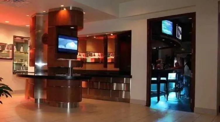 Hilton Garden Inn Oklahoma City Midtown - Bar