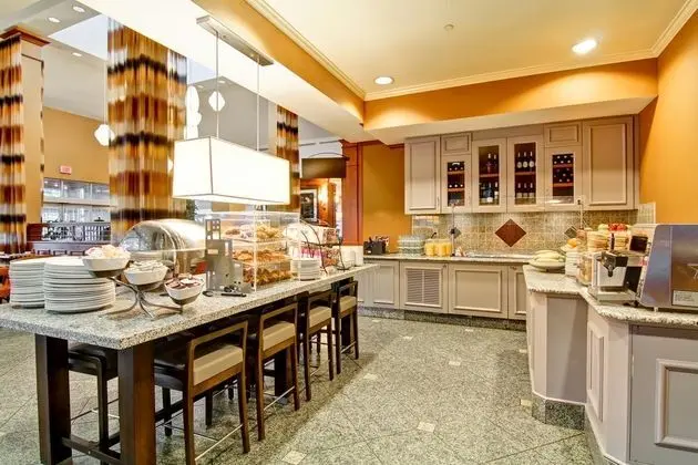 Hilton Garden Inn Ottawa Airport