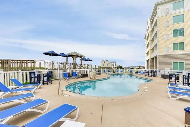 Hilton Garden Inn Outer Banks/Kitty Hawk - Havuz