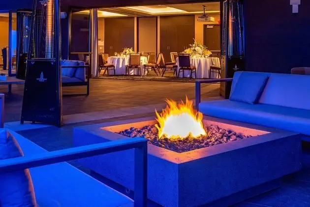 Hilton Garden Inn Redmond Seattle - Dış Mekan