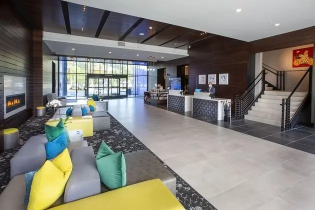 Hilton Garden Inn Redmond Seattle - Lobi