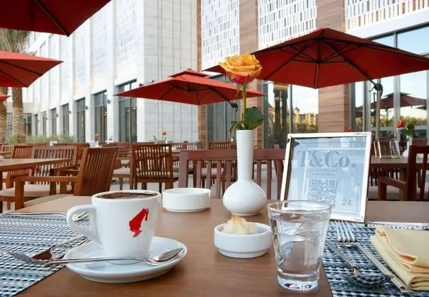 Hilton Garden Inn Riyadh Financial District - Yerinde Yemek
