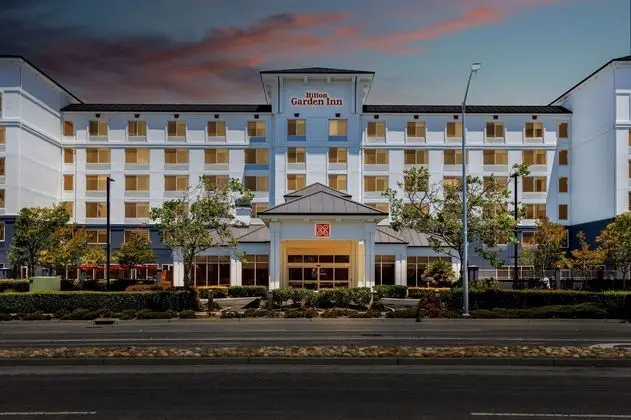 Hilton Garden Inn San Mateo - Dış Mekan
