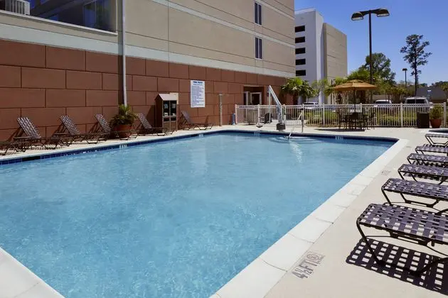 Hilton Garden Inn Savannah Midtown  - Havuz