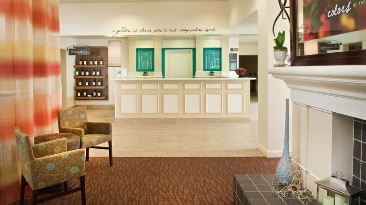 Hilton Garden Inn Seattle- Renton - Lobi