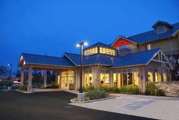 Hilton Garden Inn Sonoma County Airport