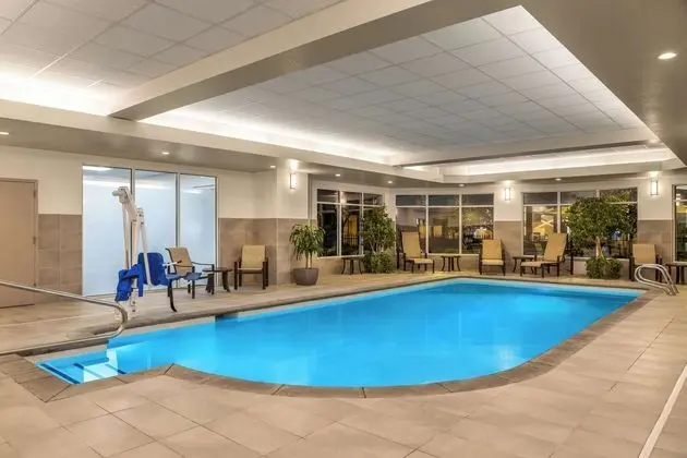 Hilton Garden Inn Spokane Airport - Havuz