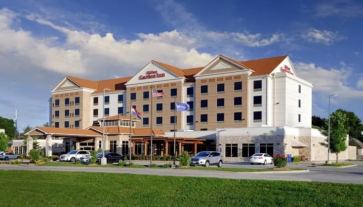 Hilton Garden Inn Springfield - Dış Mekan