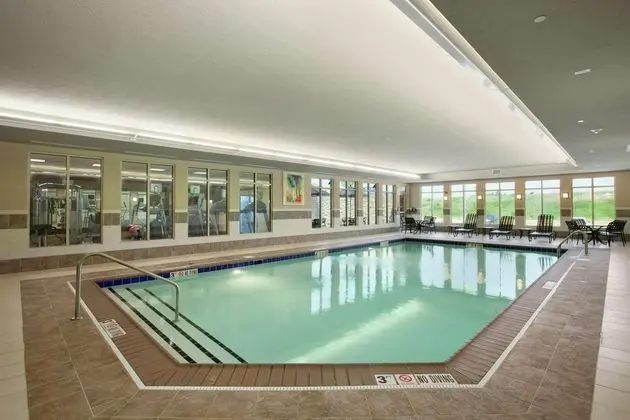 Hilton Garden Inn Springfield - Havuz