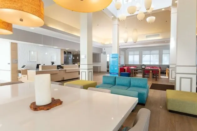 Hilton Garden Inn St. Augustine Beach - Lobi