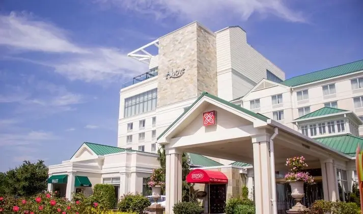 Hilton Garden Inn Staten Island