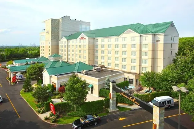 Hilton Garden Inn Staten Island