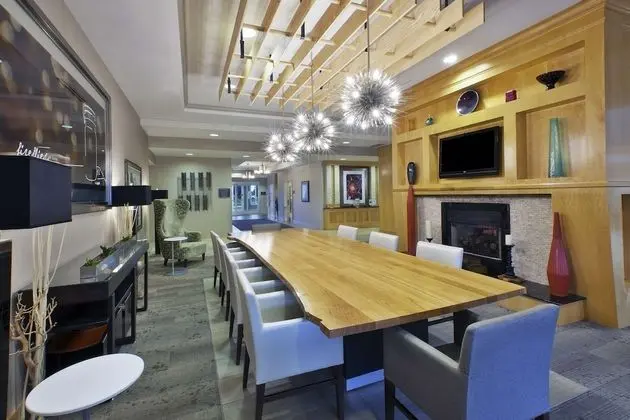 Hilton Garden Inn Toledo Perrysburg - Lobi