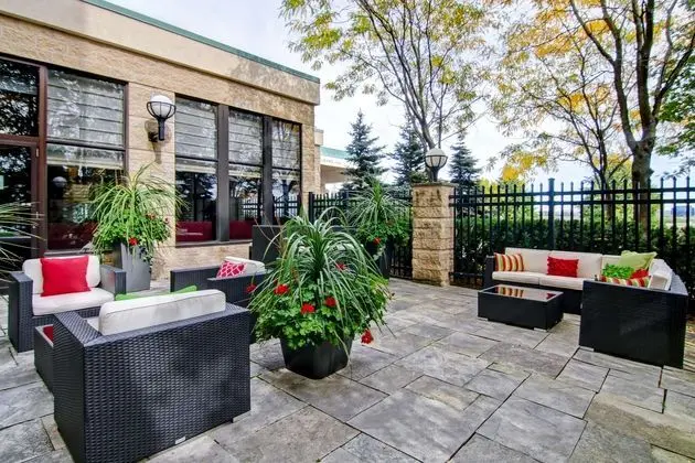 Hilton Garden Inn Toronto Markham - Dış Mekan