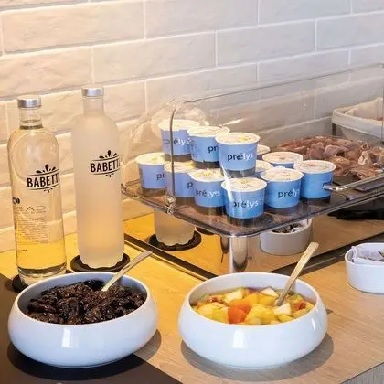 Hilton Garden Inn Tours Centre - Yerinde Yemek