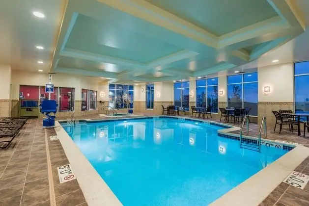 Hilton Garden Inn Wayne, NJ - Havuz