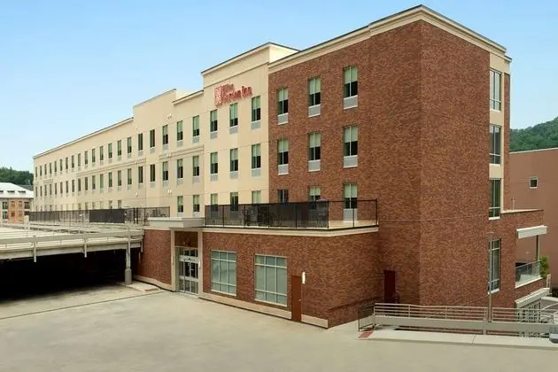 Hilton Garden Inn Westchester/Dobbs Ferry, NY - 1