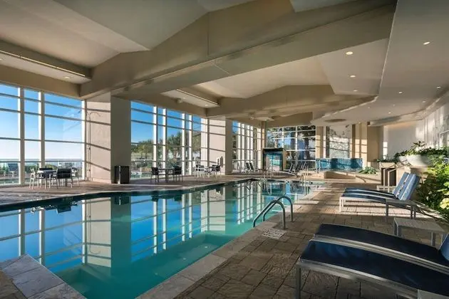 Hilton Grand Vacations Club Ocean 22 Myrtle Beach. - Havuz