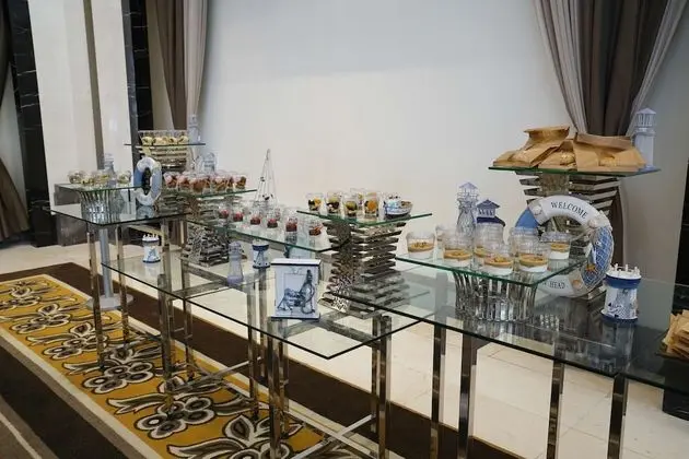 Hilton İstanbul Bomonti Hotel & Conference Center - İş / Konferans