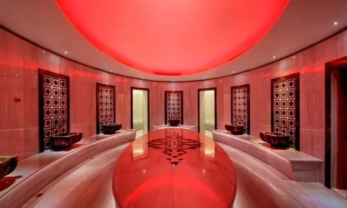 Hilton İstanbul Bomonti Hotel & Conference Center - Spa / Sağlık