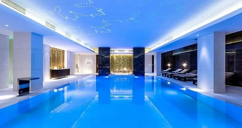 Hilton Kyiv - Genel