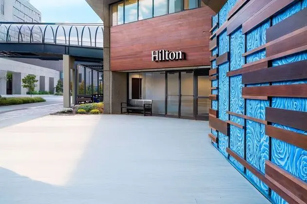 Hilton Lexington/Downtown - Dış Mekan