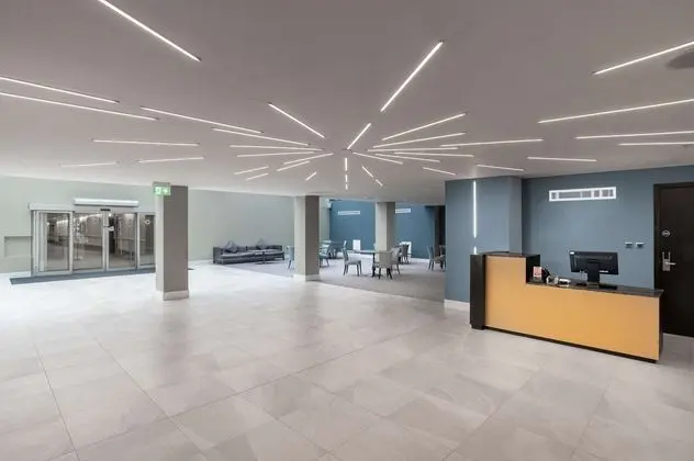 Hilton London Gatwick Airport - Lobi