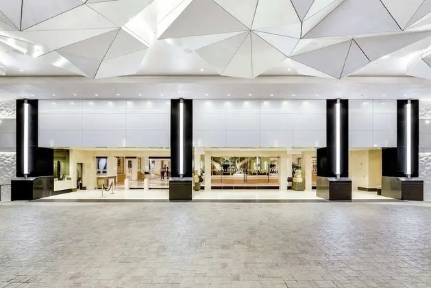 Hilton Los Angeles Airport - Dış Mekan