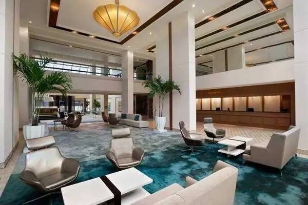 Hilton Miami Airport Blue Lagoon