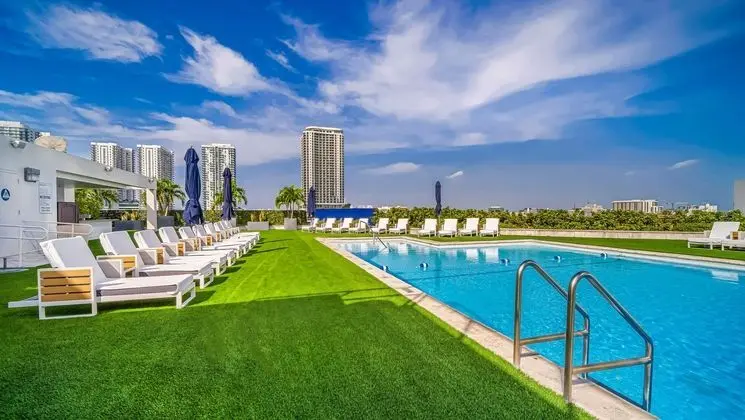 Hilton Miami Downtown - Havuz