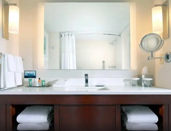 Hilton Naples