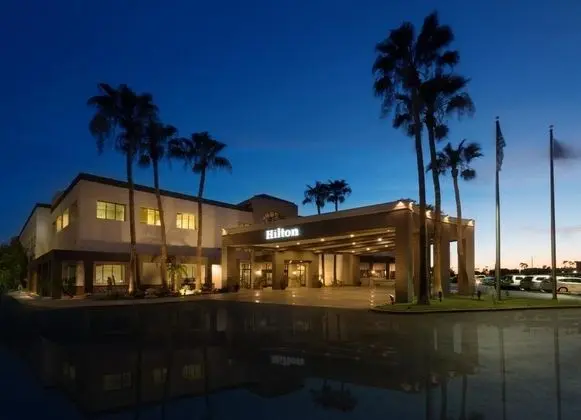 Hilton Phoenix Airport