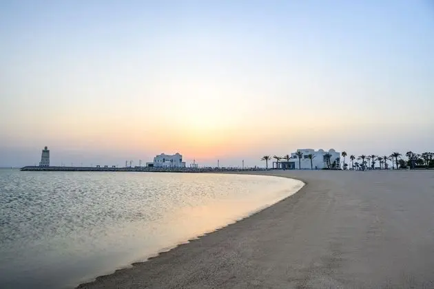 Hilton Salwa Beach Resort & Villas - Plaj
