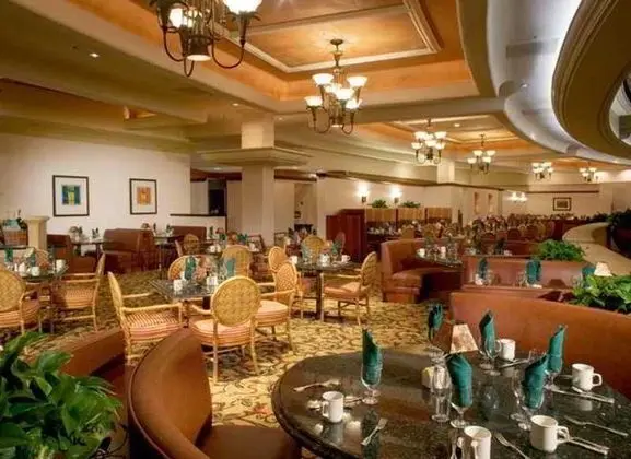 Hilton Santa Barbara Beachfront Resort