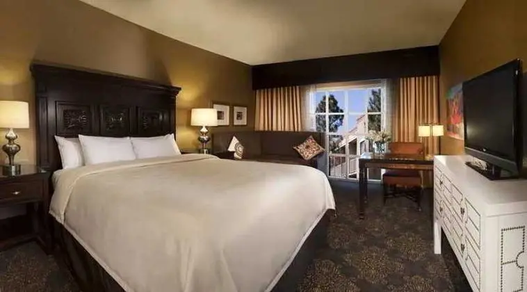 Hilton Santa Fe Historic Plaza