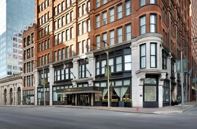 Hilton St. Louis Downtown at the Arch - Dış Mekan