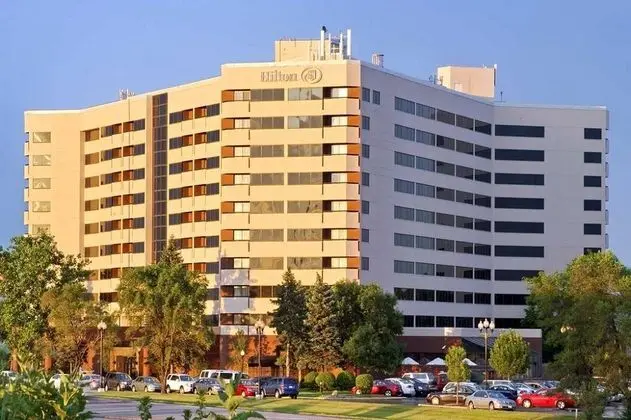 Hilton Suites Chicago/Oak Brook