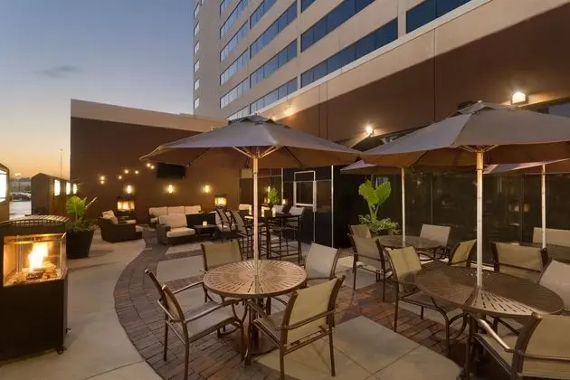 Hilton Suites Chicago/Oak Brook - Öne Çıkan Resim