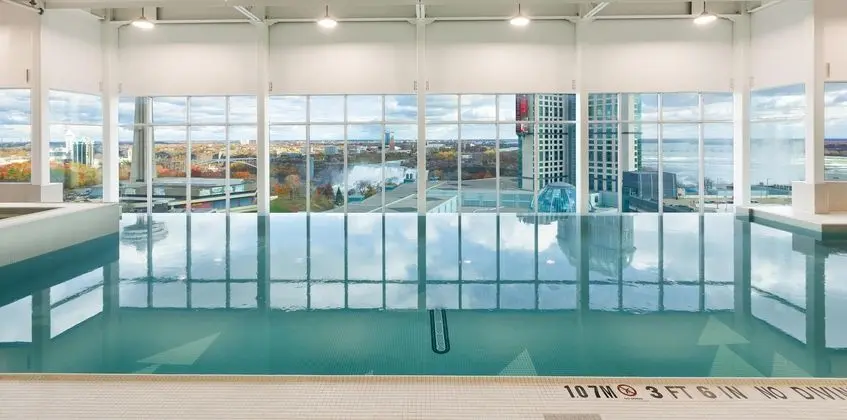 Hilton Hotel & Suites Niagara Falls-Fallsview - Havuz