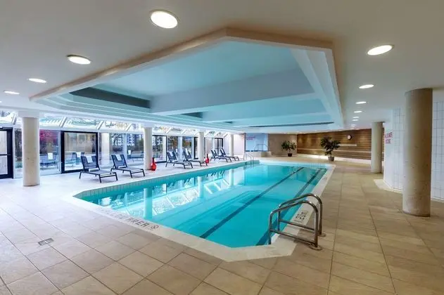 Hilton Toronto Markham Suites Conf Cntr & Spa - Havuz