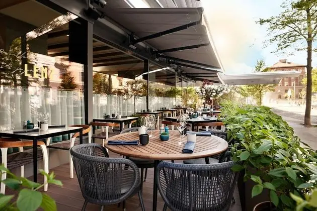 Hilton Vienna Park - Yerinde Yemek