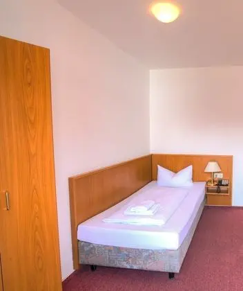 Hotel Himalaya Frankfurt City Messe - Oda