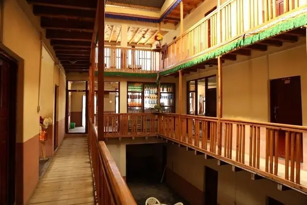 Hotel Himalayan Paradise - İç Mekan