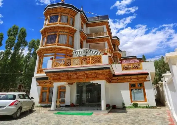 Himalayan Retreat Karzoo